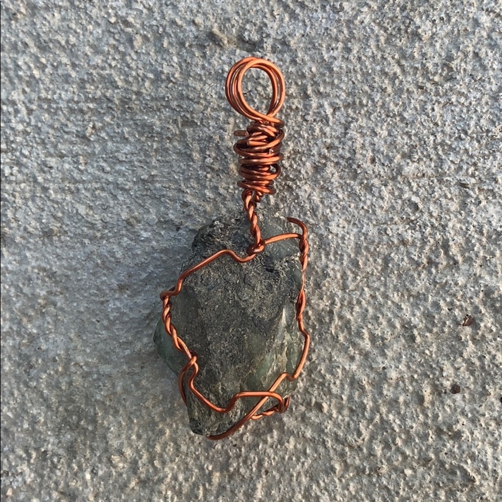 Handmade Wire Wrapped Gemstone Pendant - Picture 2 of 2